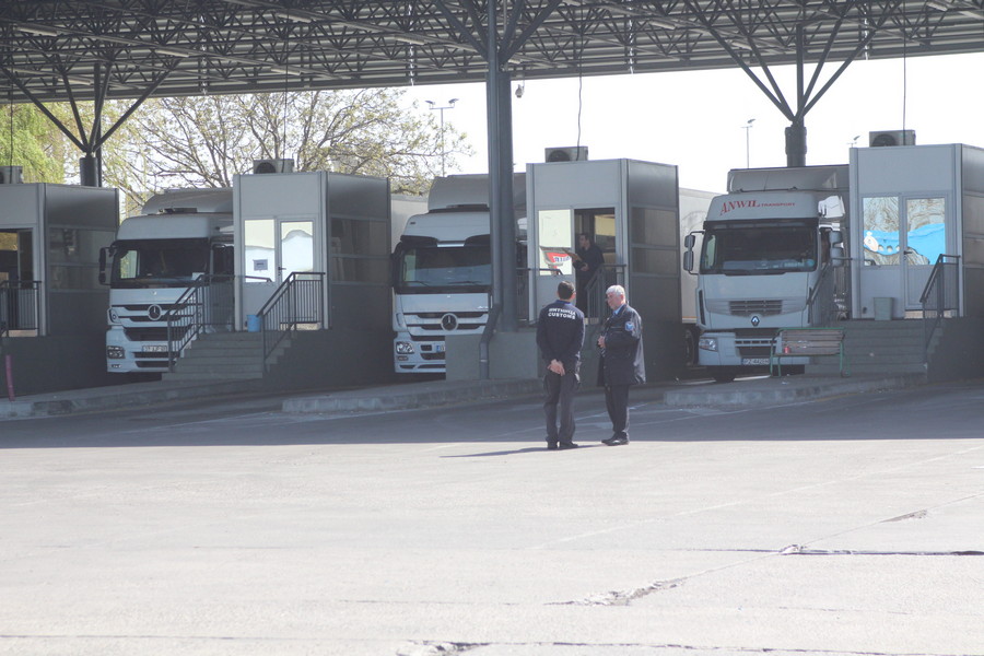 Корупционният скандал при който фирма за фитосанитарен контрол бе отстранена